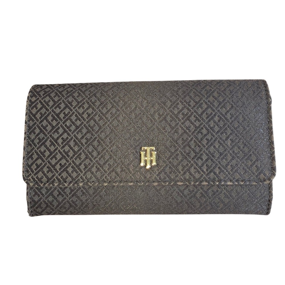 Hilfiger Monogram Jacquard Continental Wallet Black Gold Tone Logo Organizer